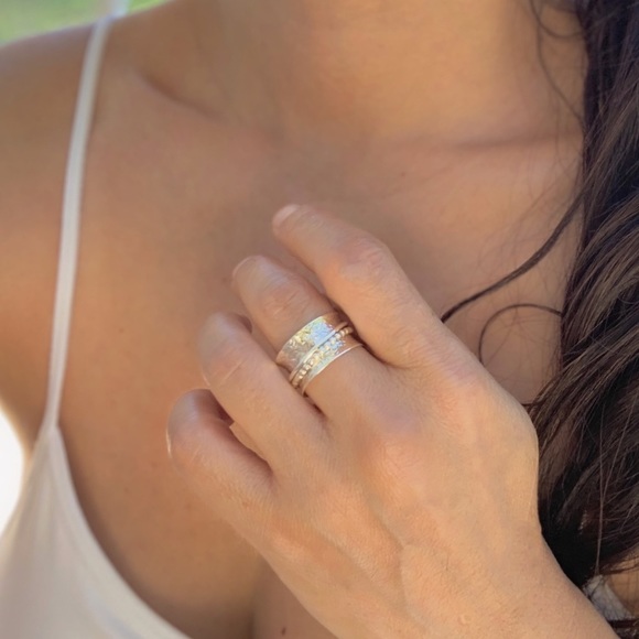 Classic Spinner Spinning Sterling Silver Ring - Picture 4 of 9